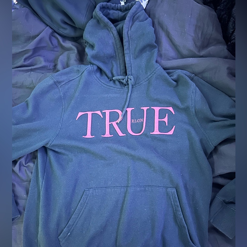 true religion pull over hoodie size medium